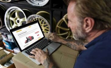 Top Reasons for Purchasing Auto Parts Online